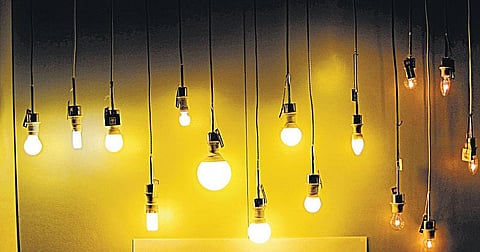 வீட்டை அழகாக்கும் விளக்குகள்