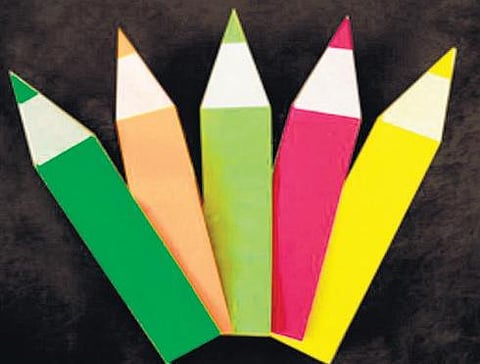 காகித பொம்மை: ஆரிகாமி பென்சில்