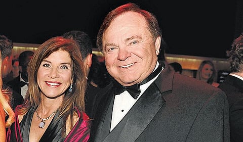 அமெரிக்க தொழிலதிபர் விவாகரத்து வழக்கு: மனைவிக்கு ரூ.6 ஆயிரம் கோடி வழங்க நீதிமன்றம் அதிரடி தீர்ப்பு