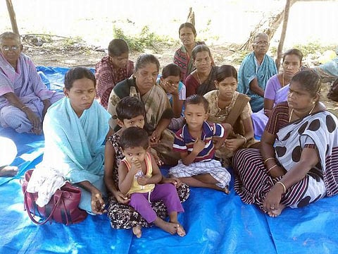 தூக்கு தண்டனை விதிக்கப்பட்ட மீனவர்களின் உண்மை நிலையை அறிவிக்கக்கோரி பாதிக்கப்பட்ட மீனவர்களின் குடும்பத்தினர் உண்ணாவிரதம்