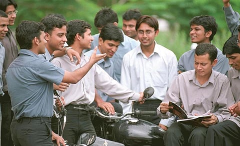 உதவித் தொகை: கணிதத்தில் பிஎச்.டி. படிக்க மாதம் ரூ.16 ஆயிரம்