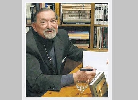 கமில் சுவலபில் 10