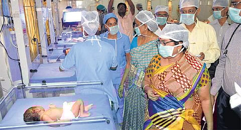 தருமபுரியை தொடர்ந்து சேலம் அரசு மருத்துவமனையில் கடந்த ஆறு நாளில் எட்டு குழந்தைகள் பலி