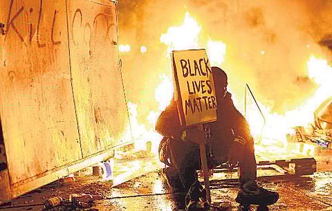 என்று ஒழியும் நிறவெறி?