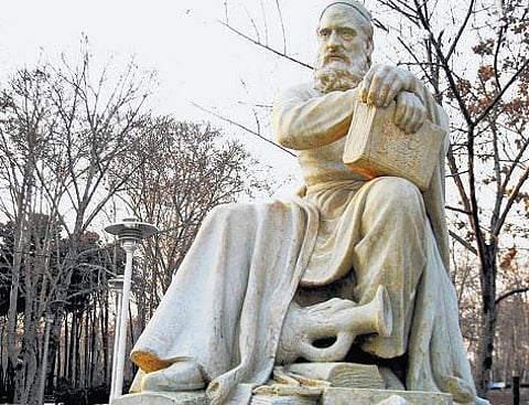 ஒமர் கய்யாம்: சுதந்திரச் சிந்தனையின் குரல்