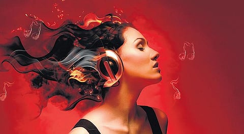 இளமை புதுமை டாப் 10 பாடல்