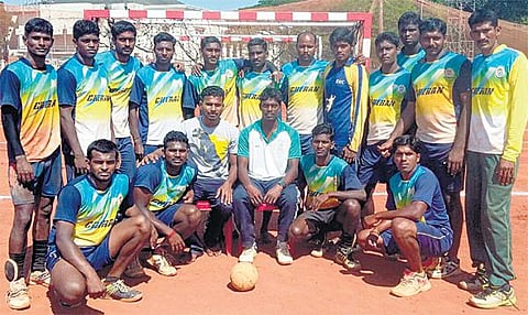 தென் மண்டல ஹேண்ட்பால் சாம்பியன்ஷிப்: தமிழக அணிகளுக்கு வெள்ளிப் பதக்கம்