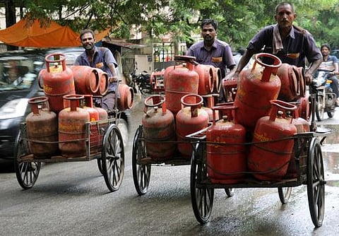 சமையல் எரிவாயு மானியம் பெறுவது எப்படி?