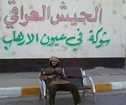 மதம் மாற மறுத்த குழந்தைகளின் தலையை ஐ.எஸ். கொய்தது: ப்ரிட்டன் பாதிரியார்