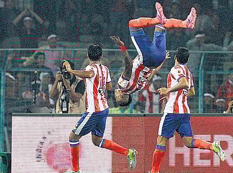 இந்தியன் சூப்பர் லீக்: அரையிறுதியில் கொல்கத்தா