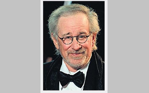 ஸ்டீவன் ஆலென் ஸ்பீல்பெர்க் 10