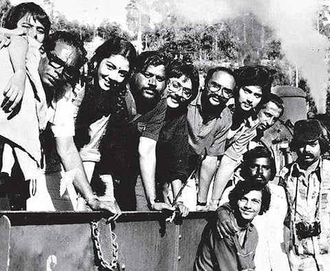 படம் பேசும்