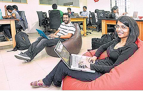 வொர்க் ஹப்’கள்