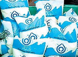 புதிய முகவர்கள் தேர்வு செய்யும் பணி தீவிரம்: கடைகளில் பால் சப்ளையை அதிகரிக்க ஆவின் முடிவு