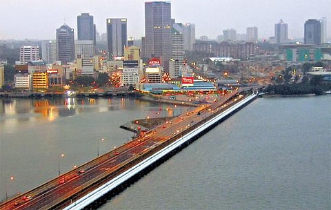 சிலிர்த்து நிற்கும் சிங்கப்பூர் - 4