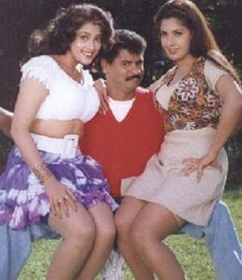 வெட்டிவேரு வாசம் 17 - நாய்கள் ஜாக்கிரதை!