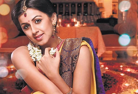 ஆசீர்வதிக்கப்பட்ட சுவரொட்டிகள்!- நிக்கி கல்ராணி பேட்டி