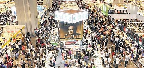 இரண்டு புத்தகக் காட்சிகள்