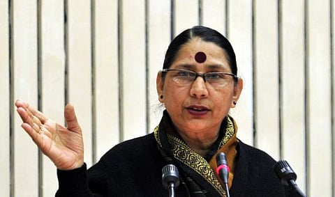 பாஜகவில் இணைந்தார் கிருஷ்ணா தீரத்: காங்கிரஸ் கடும் விமர்சனம்