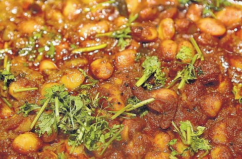 செட்டிநாட்டு சமையல்: வெண்டை மொச்சை மண்டி