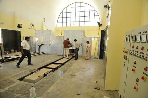 சென்னையில் பன்றிக்காய்ச்சலால் உயிரிழந்தவரின் உடலை அடக்கம் செய்வதில் கவனக் குறைவு