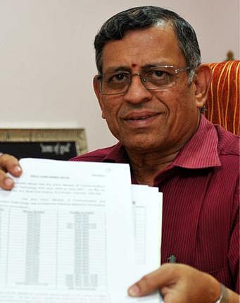 பொது விவாதத்திற்குத் தயாரா?- தயாநிதி மாறனுக்கு குருமூர்த்தி சவால்