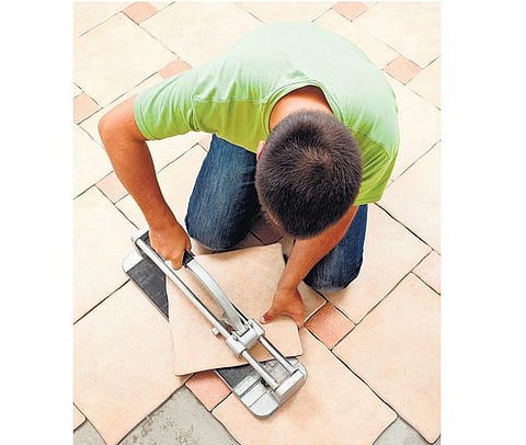 வீட்டை மெருகேற்றும் டைல்