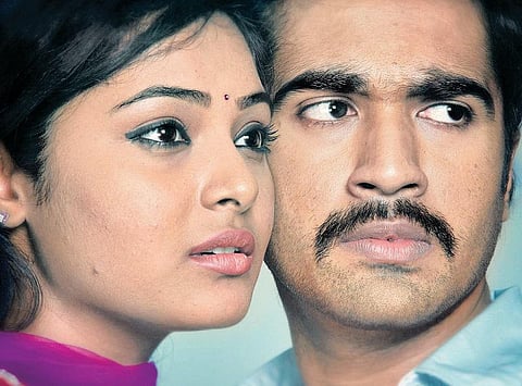 தொட்டால் தொடரும்: திரை விமர்சனம்