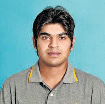 ஹோட்டல் அறையில் பேய் இருப்பதாக பாகிஸ்தான் கிரிக்கெட் வீரர் புகார்