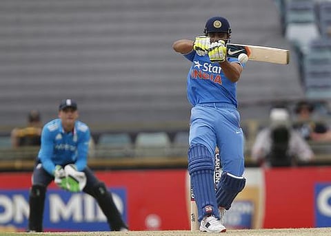 ஜடேஜா தன் விக்கெட்டைத் தூக்கி எறிந்தார்: கங்குலி காட்டம்