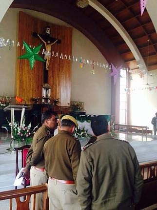 டெல்லியில் குறிவைக்கப்படும் தேவாலயங்கள்: குறுகிய இடைவெளியில் 5 தாக்குதல்கள்- பிஷப் வேதனை