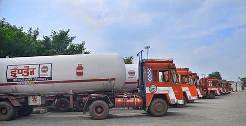 தமிழக அரசின் வேண்டுகோளை ஏற்று எல்பிஜி டேங்கர் லாரி வேலைநிறுத்தம் வாபஸ்: வாடகை குறித்து இன்று மீண்டும் பேச்சுவார்த்தை