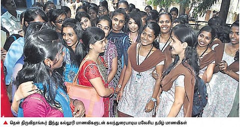 தமிழை படிப்பது பெருமையளிக்கிறது’: மலேசிய தமிழ் மாணவர்கள் பெருமிதம்