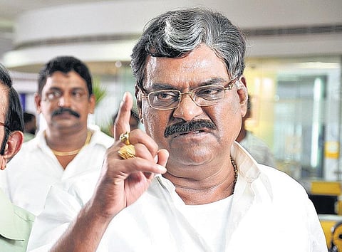 வெட்டிவேரு வாசம் 22: தீர்ப்பை மாத்தி எழுது!