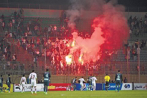 எகிப்து கால்பந்து மைதானத்தில் வன்முறை - 30 பேர் பலி