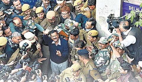 மீண்டும் ஆஆக!