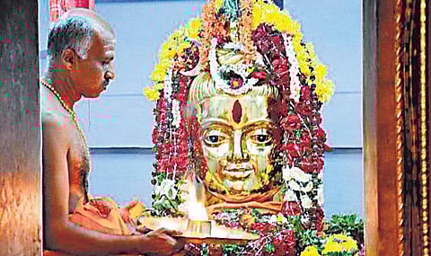 வேடனின் மனதை மாற்றிய சிவன்