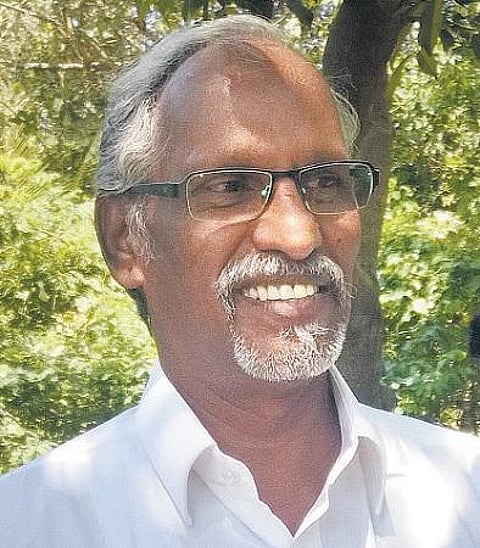 சீமான் தலைமையை ஏற்க முடியாது: நாம் தமிழர் கட்சி மூத்த நிர்வாகி அறிவிப்பு