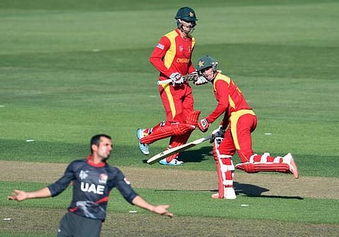 யு.ஏ.இ. அச்சுறுத்தலை எதிர்கொண்டு வென்ற ஜிம்பாப்வே