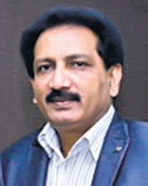 புன்னகையோடு புது ஃப்ளாட் பெற