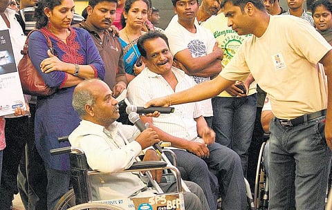 விபத்துகளுக்கு ஒரு முற்றுப்புள்ளி களம் இறங்கிய மருத்துவர் கூட்டணி