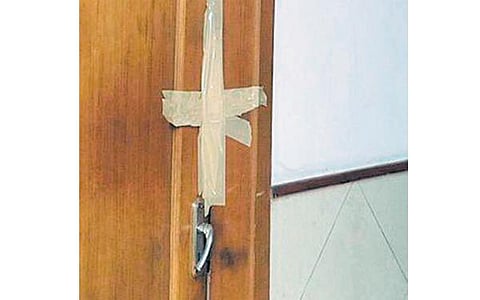 பெட்ரோலிய அமைச்சக ஆவணங்களை திருடியது எப்படி?