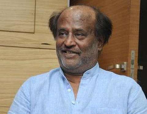 லிங்கா திரைப்பட விவகாரம்: ரஜினிகாந்த்தை விமர்சிக்க தடை - பெங்களூரு நீதிமன்றம் உத்தரவு