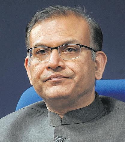 கருப்பு பண பதுக்கல்காரர்களுக்கு கடைசி வாய்ப்பு: மத்திய இணை அமைச்சர் கெடு