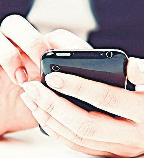 ஸ்மார்ட் போனை ஆயுதமாக்கலாம்