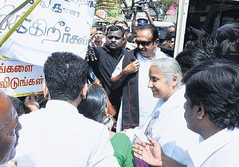 நியூட்ரினோ திட்டம்: பொது விவாதத்துக்கு தயாரா?- மத்திய அரசுக்கு சமூக ஆர்வலர் மேதா பட்கர் கேள்வி