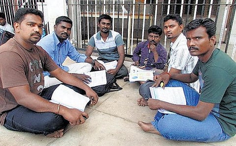 லஞ்சம் வாங்க மாட்டோம்…!