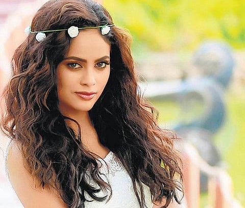 எல்லை தாண்டாமல் எந்த கதாபாத்திரமும் ஏற்கத் தயார்: நந்திதா சிறப்புப் பேட்டி