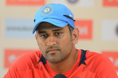 அஸ்வின், ஷிகர் தவனுக்கு தோனி பாராட்டு மழை