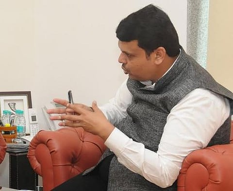 விவசாயிகள் பிரச்சினையை விட திருமணம் முக்கியமா?- பட்னாவிஸ் மீது கண்டனம்